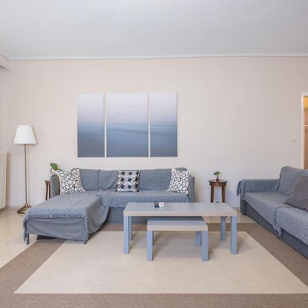 Lovely & Spacious 2-Bedroom Rental Unit In Glifada 雅典 外观 照片