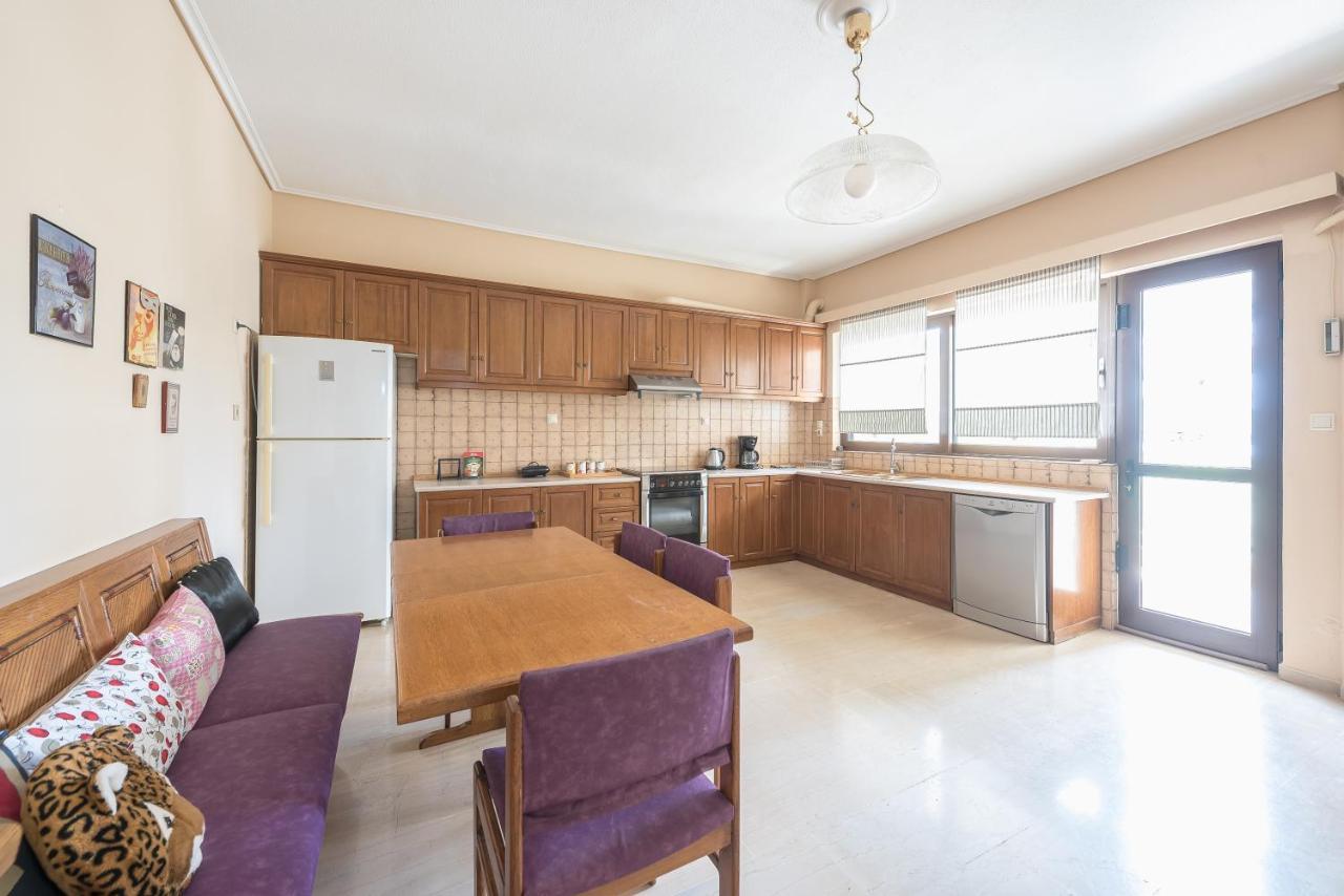 Lovely & Spacious 2-Bedroom Rental Unit In Glifada 雅典 外观 照片